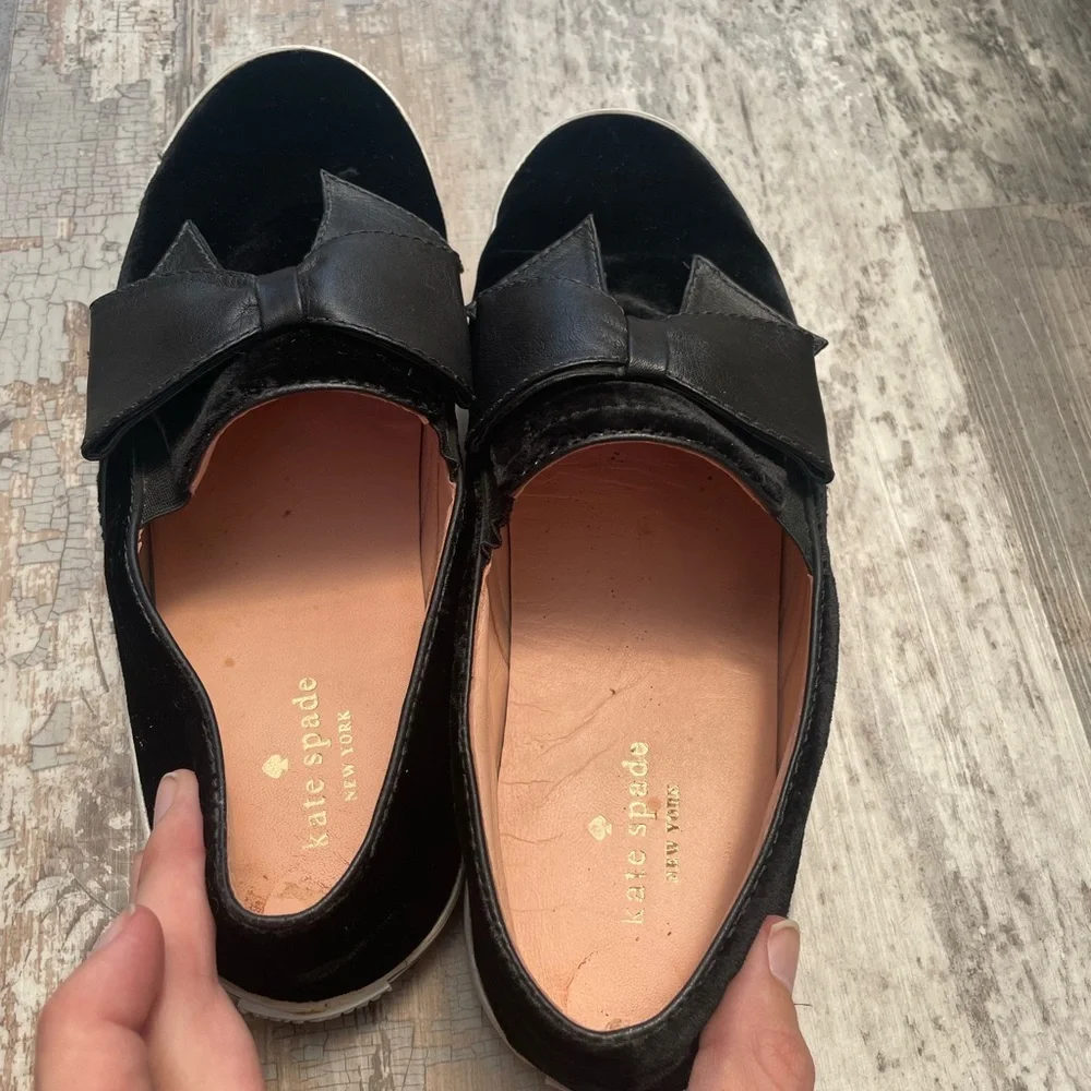 EUC Kate Spade Black Velvet Loafers with Leather Bow Detail